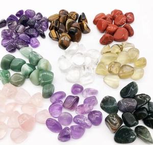 Gran oferta de piedras curativas de amatista, piedras preciosas de cristal irregulares a granel naturales, amor tallado a mano para decoración del hogar, venta al por mayor - Product Image 2