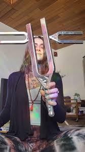 ส้อมจูนเสียงบำบัด (CHAKRA) ความถี่เสียงบำบัดขนาดใหญ่พิเศษ 256 - 528 Hz - Product Image 4