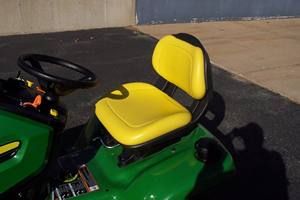 Cortadora de Césped John Deere X350 2024 - Product Image 3