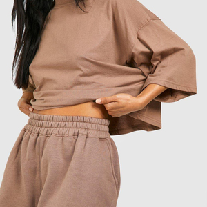 Ensembles T-shirt et short à logo personnalisé pour femmes-100% coton coupe régulière de haute qualité - Product Image 4