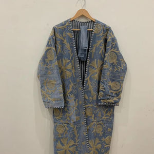 Long Velours Broderie Kimono Hiver Suzani Kimono Kashmiri Veste Bohème Long Manteau Vêtements De Mariage Veste - Product Image 1