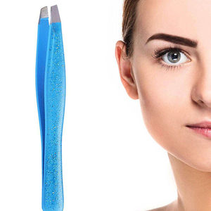 Pinza de Cejas Profesional Personalizada con Punta de Acero Inoxidable y Agarre Fuerte a Precio Competitivo - Product Image 2