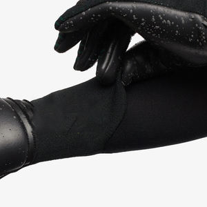 Gants de gardien de but de football Gants de gardien de but haute performance Gants de football respirants originaux 4 mm Super Grip avec Ako - Product Image 4