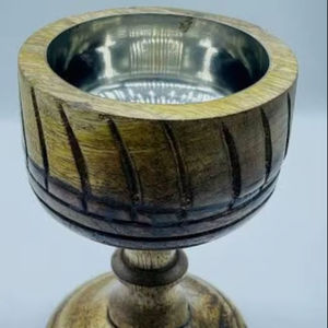 Las resinas de bakhoor en conos, dhoop y tabletas de carbón combinan madera natural y metal creando un equilibrio armonioso entre - Product Image 5