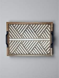 Plateau de service en bois élégant écologique avec la conception décorative faite main de poignée en métal idéale pour la table de salle à manger de restaurant - Product Image 3