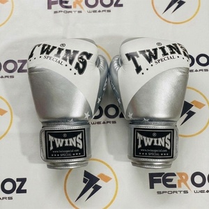 Guantes de Boxeo Personalizados al por Mayor, Color Rosa Claro, Marca Twins OEM, Cuero Premium, para Entrenamiento Profesional y Sparring, en Todos los Diseños - Product Image 6