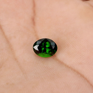 2.05cts Tourmaline verte chromée naturelle Pierre précieuse en vrac 9x7mm coupe ovale élégante et unique - Product Image 5