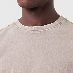 T-shirt personnalisé de haute qualité avec logo vintage épais T-shirts en coton pour hommes T-shirt vintage surdimensionné lourd à séchage rapide pour hommes - Product Image 1