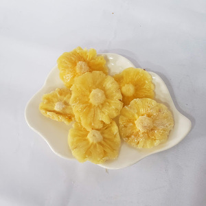 Aperitivo de frutas Piña seca suave para embalaje minorista o suministro a granel - Product Image 1