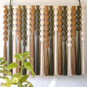 Hermoso Tapiz Bohemio de Macramé, Tejido a Mano en México, para Decoración Colorida de Pared, Varios Diseños - Product Image 1