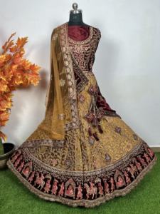 Lehenga de mariée de luxe en multicolore avec Jarkan lourd travail Double Dupatta 12 Kali Flair 6M robe de mariée traditionnelle indienne - Product Image 4