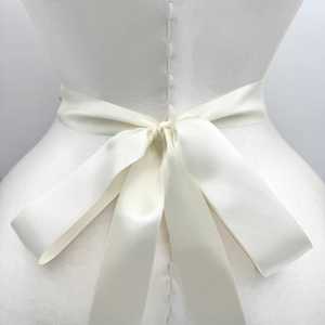 Cinturón de Novia Bridella BS283 con Pedrería Roja, Ajustable - Product Image 2