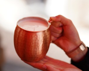 Pure <b>Handmade</b> Copper Drinking <b>Mug</b> For Drinking Water Juice Cocktails And Ayurvedic Lifestyle With Elegant Finish - Product Image 4