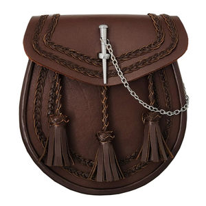 Sporran écossais artisanal en cuir durable avec motif embossé, best-seller, avec chaînes et ceintures, accessoires d'instruments de musique - Product Image 1