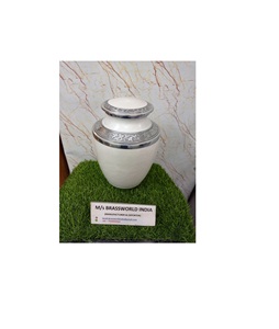 Urna de cremación funeraria blanca personalizada de tendencia para urna de cenizas conmemorativas humanas, urnas funerarias de Metal de tamaño personalizado para suministro funerario - Product Image 1