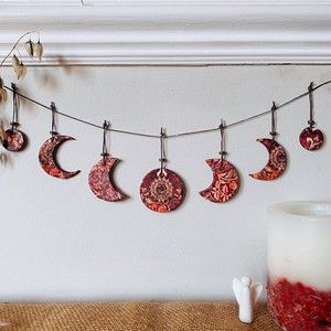 Tenture murale brodée pour les occasions religieuses Article d'exportation en bois fait main à forte demande - Product Image 1