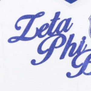 Camiseta con cuello en V ZPB-Blanco | Camisa Zeta Phi Beta de algodón 100% con letras griegas y escudo con estampado de purpurina | Ropa de hermandad de hombres - Product Image 6