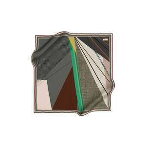 ผ้าพันคอไหมเครปซาตินพิมพ์ลายดิจิทัลสุดหรู ขนาด 90x90 ซม. ลายดีไซเนอร์ - Product Image 1