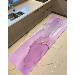 Tapis imprimé marbré aux tons roses : Décoration élégante pour la maison et le bureau, tapis doux non tissé - Product Image 3