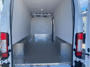 2023 RAMs Catering Truck Food Truck 2500 Calidad Sazonado Usado Reefer/Camión refrigerado en venta Herramientas manuales - Product Image 2