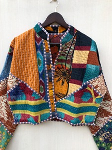 Chaqueta corta hecha a mano, Kantha Chaqueta corta, abrigo Hippie, estilo bohemio hecho a mano, respetuoso con el medio ambiente, único - Product Image 3