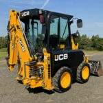 Retroexcavadora JCB 1CX Usada con Motor Diésel, Precio Económico, Minicargadora con Caja de Cambios, Modelo 2023 - Product Image 5