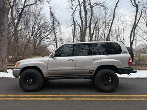 Toyota Land Cruiser 2004 Usado, Transmisión Manual de 5 Velocidades, Diferenciales de Triple Bloqueo, Modificaciones Todoterreno - Product Image 2