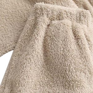 Ensemble de pyjamas en satin pour femmes avec logo personnalisé, ensemble uni, nouvelle mode, vêtements de sport pour couples, survêtement, ensemble de survêtement 2 pièces - Product Image 4