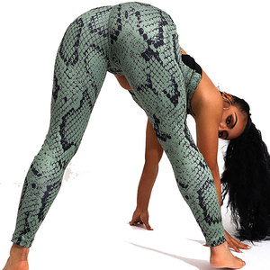 Sujetadores y mallas deportivos transpirables Conjuntos de yoga sexy Conjunto de ropa deportiva elegante Patrón de serpiente Conjuntos de 2 piezas para mujer - Product Image 2