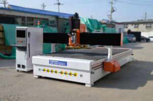 26% de Descuento China1325 Router CNC ATC, Máquina de Corte de Madera con Sistema de Carga y Semantización para Muebles de Madera - Product Image 2