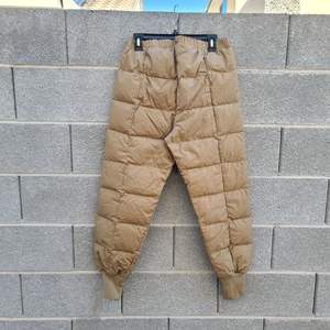 เสื้อแจ็คเก็ตกันลมกันน้ำแบบยูนิเซ็กซ์ ดีไซน์เองได้ สำหรับฤดูหนาว เนื้อผ้าแคนวาสน้ำหนักเบา ปักลายไนลอน ทรงจ็อกเกอร์ ทรงตรง สไตล์วินเทจ - Product Image 2