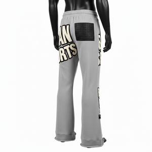 Pantalones Jogger Premium para Hombre en Felpa de Poliéster de 300 GSM en Gris con Apliques y Lavado a la Piedra - Product Image 2