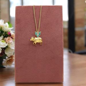 Élégant ensemble de pendentifs finition or avec breloque pendentif design poisson pour femmes et filles pour les fêtes et célébrations quotidiennes - Product Image 1