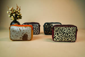 ใหม่รีไซเคิลหนังCrossbodyกระเป๋าHandcraftedผู้หญิงพิมพ์สัตว์ขนสัตว์Stubbyสีกระเป๋ารีไซเคิลGeniuneหนังไหล่กระเป๋า - Product Image 2