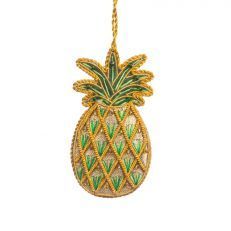 Magnifique porte-clés et accessoires de sac brodés de perles de rocaille rouges et vertes, design automobile, en provenance d'Inde - Product Image 4