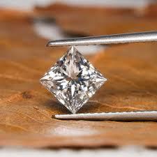 Diamante Cultivado en Laboratorio con Corte Princesa de Lujo de Rudra Jewels, Forma Elegante, Color E, Claridad VS1, Certificado IGI, 4.56ct, Corte Excelente - Product Image 2