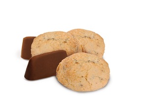 Amaretti moelleux di Mombaruzzo Gianduja 1000g, biscuit italien au chocolat, noisettes et amandes, Cavalier Vicenzi - Product Image 2