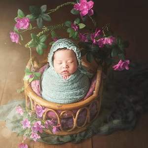 Cesta Tejida de Ratán Vintage Hecha a Mano para Fotografía de Recién Nacidos, Hermosa y Versátil para Niños y Niñas - Product Image 3