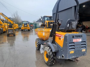 Volquete Terex TA2 4x2 Usado de 2017 con Volante a la Derecha - Product Image 2