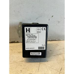 CENTRALISATEUR DE VERROUILLEMENT TOYOTA Yaris Série 89740-0D100 1KRFE Essence 998 (11>13) - Product Image 1