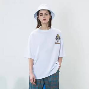 T-shirt en coton pour femmes T-shirts à manches courtes avec col rond Design imprimé sur le devant Tissu tricoté - Product Image 1