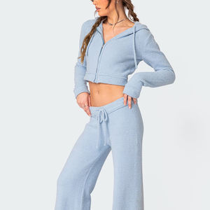 New Design Custom Zipper Crop Top Women Plain Cotton Long Sleeve Hoodie Crop Top <b>Sweatshirt</b> With Hood Causal Women Wear - Product Image 2