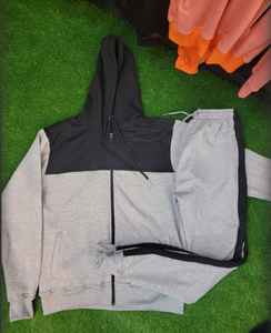 Chándal deportivo para hombre de alta calidad con logotipo personalizado, ropa de calle cortavientos, pantalones de chándal pesados con logotipo - Product Image 3