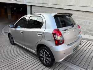 Toyota Etios d'occasion 2020, abordable et en bon état - Product Image 6