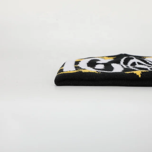 Vente en gros de chapeau tricoté chaud imprimé étoile à cinq branches en jacquard chapeau en laine personnalisé chapeau froid sans bord pour hommes chapeau de créateur pour femmes - Product Image 6
