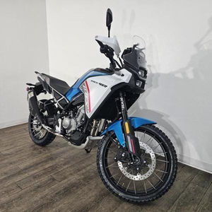 Nouvelle Moto Tout-Terrain CF-MOTO Ibex 450 Adventure 2026 avec Moteur Birotatif Refroidi par Liquide pour la Vente - Product Image 1