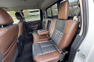 นิสสัน ไททัน XD Platinum Reserve ปี 2016 เครื่องยนต์เทอร์โบดีเซล V8 เกียร์อัตโนมัติ ขายดี - Product Image 4