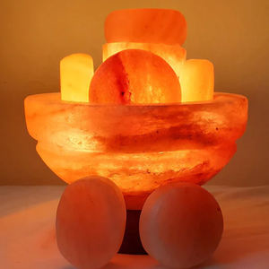 100% bol de lampe au sel de l'Himalaya naturel avec conception de fleur sculptée sur mesure haut demandé pièce décorative pour la maison artisanat artisanal - Product Image 2
