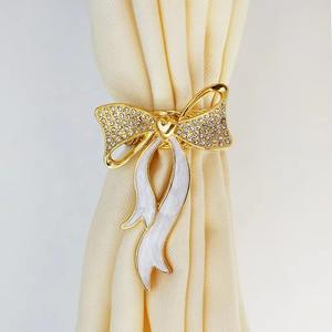 Rouleau artistique Bowknot design ronds de serviette en métal charme vintage incroyable sur les tables de mariage thanksgiving et célébrations spéciales - Product Image 6