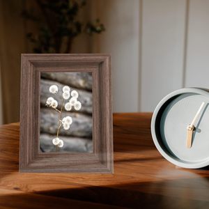 Marco de fotos de madera tallado personalizado hecho a mano único diseño plegable duradero moderno para exhibir recuerdos especiales de viaje naturaleza - Product Image 3